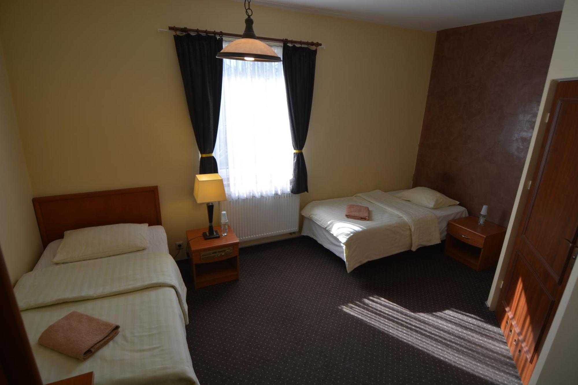 Hotel Stawisko Klaudyn Стая снимка