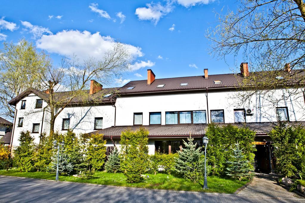 Hotel Stawisko Klaudyn Екстериор снимка